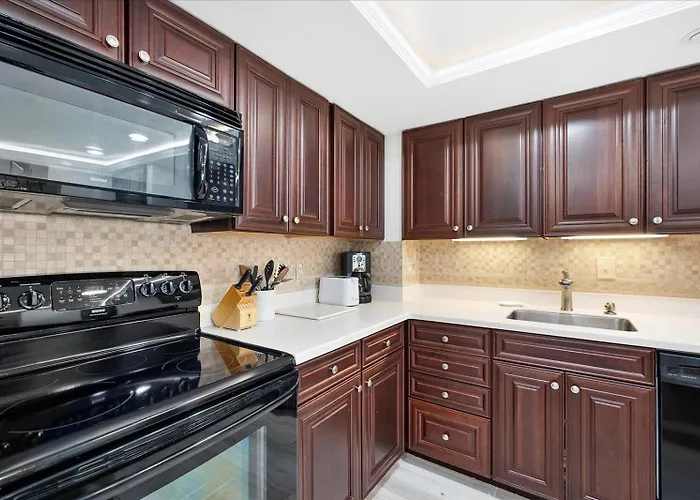 Gorgeous 2 Bedroom Oceanfront Century I With Indoor Pool! Ocean Stadt
