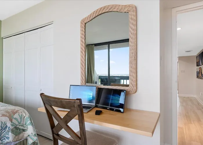 Gorgeous 2 Bedroom Oceanfront Century I With Indoor Pool! Ferienhaus