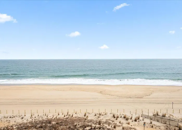 Ferienhaus Gorgeous 2 Bedroom Oceanfront Century I With Indoor Pool!