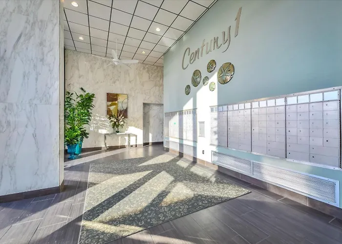 Ferienhaus Gorgeous 2 Bedroom Oceanfront Century I With Indoor Pool!